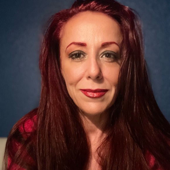 Jackie ♥️🎨💄♍️ ~ Posh Ambassador - Picture 1 of 14